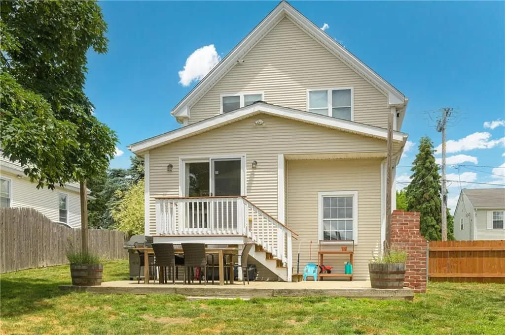 259 Juniper Street East Providence RI 02914