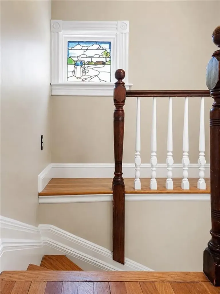 225 Hunts Avenue Pawtucket RI 02861