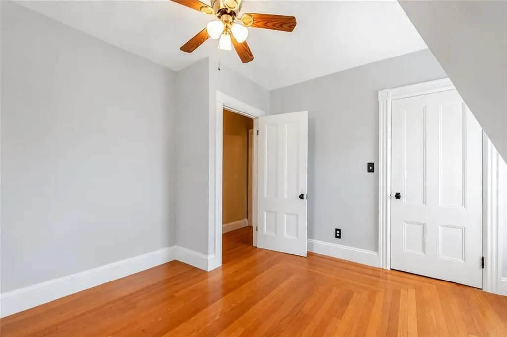 225 Hunts Avenue Pawtucket RI 02861