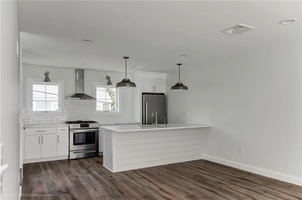 13 Nobert Street Warren RI 02885