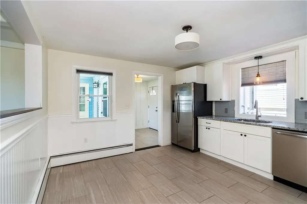 11 Bellevue Drive Cranston RI 02920