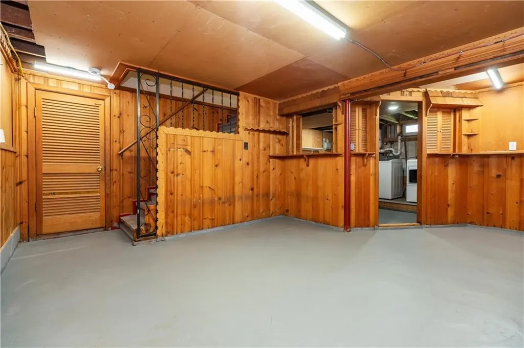 11 Bellevue Drive Cranston RI 02920