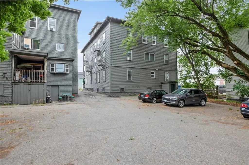 414 Rathbun Street Woonsocket RI 02895