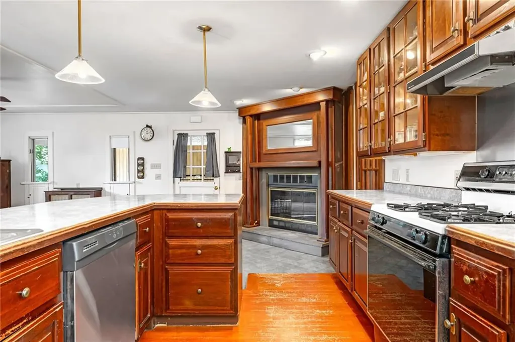 40 South Lane Barrington RI 02806