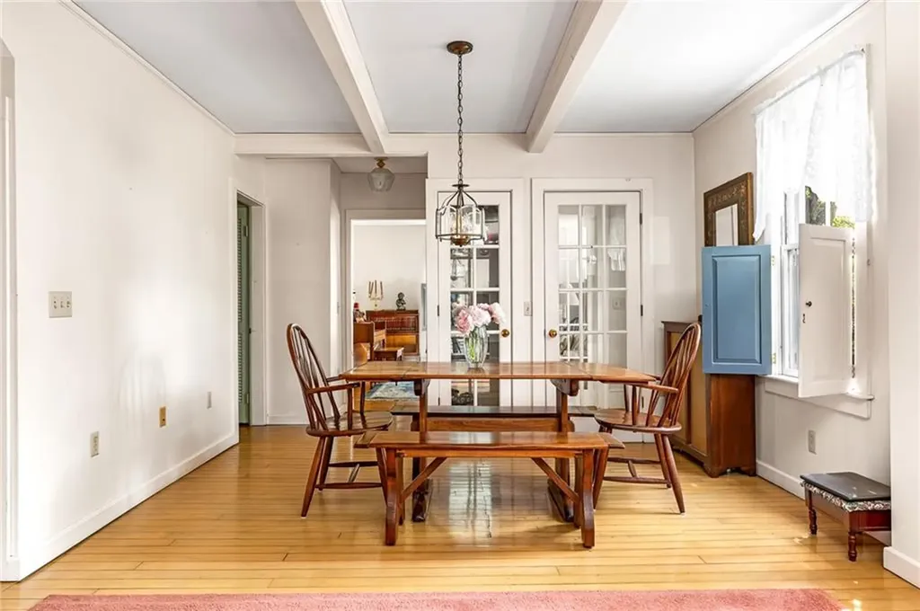 40 South Lane Barrington RI 02806