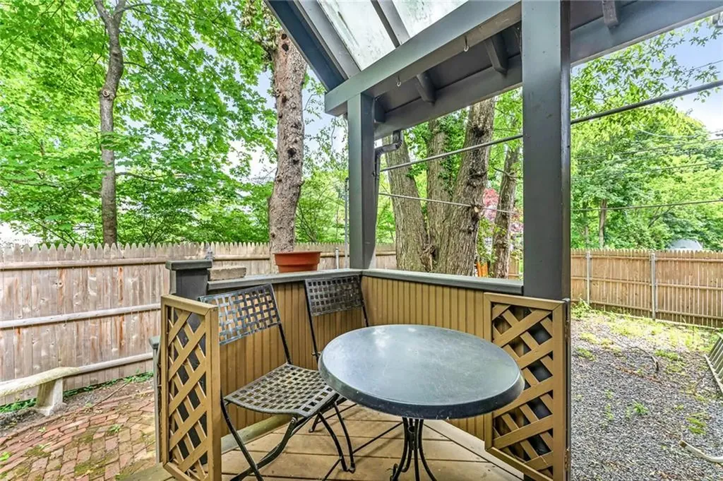 40 South Lane Barrington RI 02806