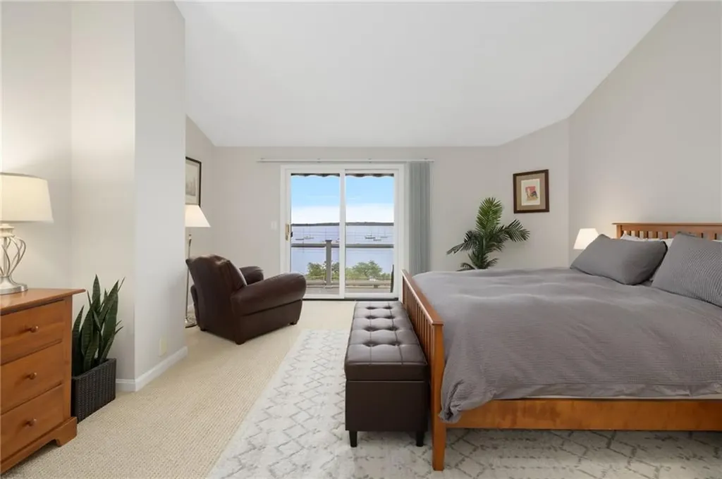 4480 Post Road Warwick RI 02818
