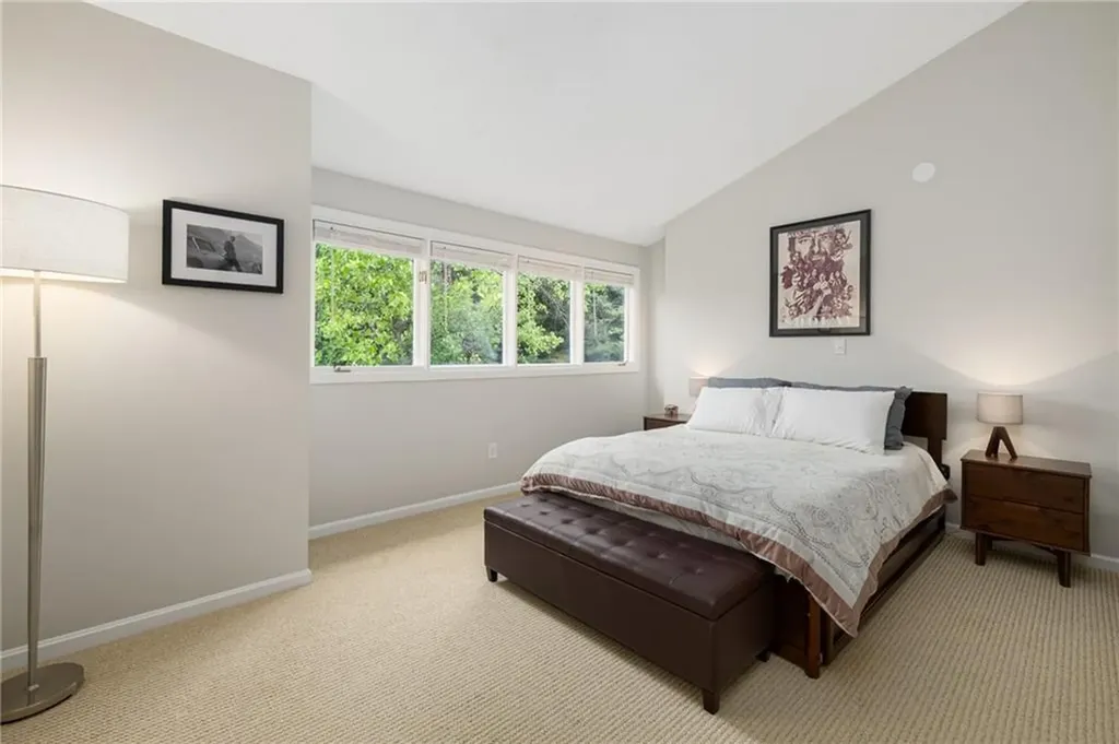 4480 Post Road Warwick RI 02818