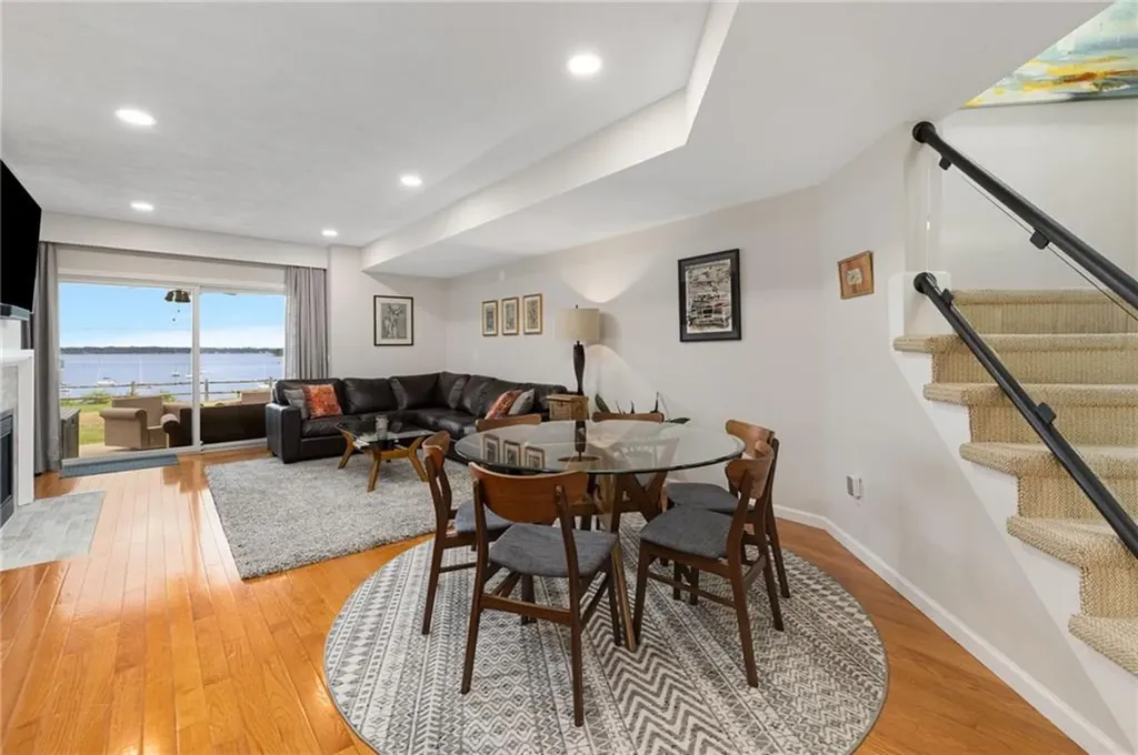 4480 Post Road Warwick RI 02818