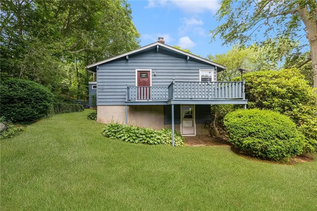58 Rip Van Winkle Circle Warwick RI 02886