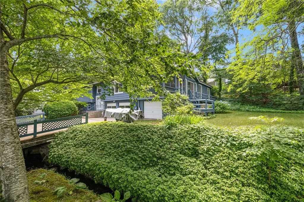58 Rip Van Winkle Circle Warwick RI 02886