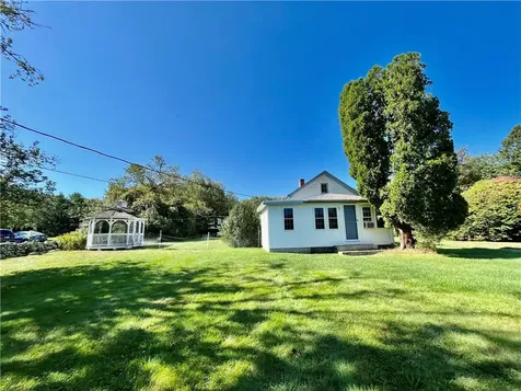 27 South Shore Road Little Compton RI 02837