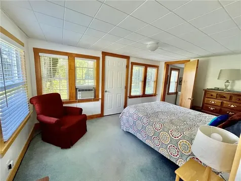 27 South Shore Road Little Compton RI 02837