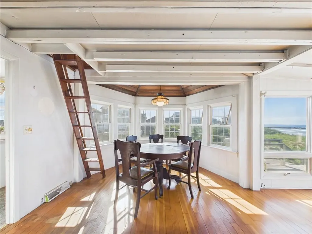 1127 Succotash Road Narragansett RI 02879