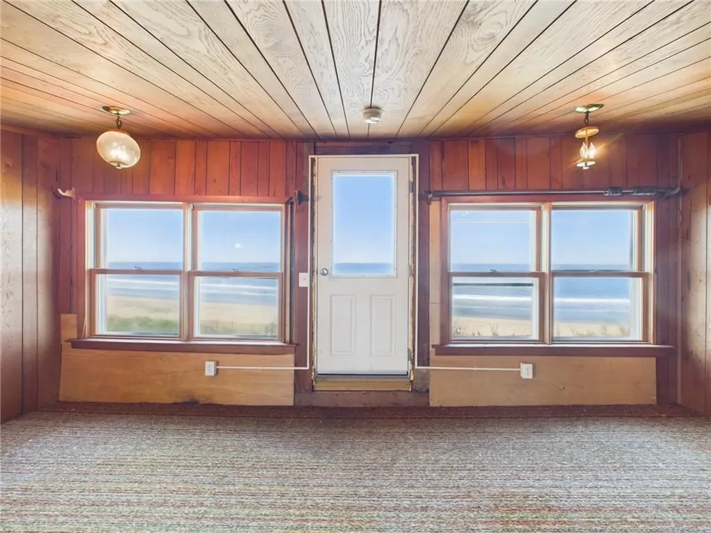1127 Succotash Road Narragansett RI 02879