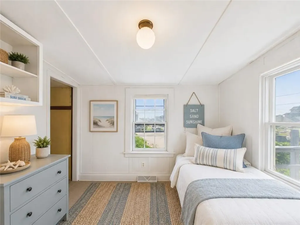 1127 Succotash Road Narragansett RI 02879