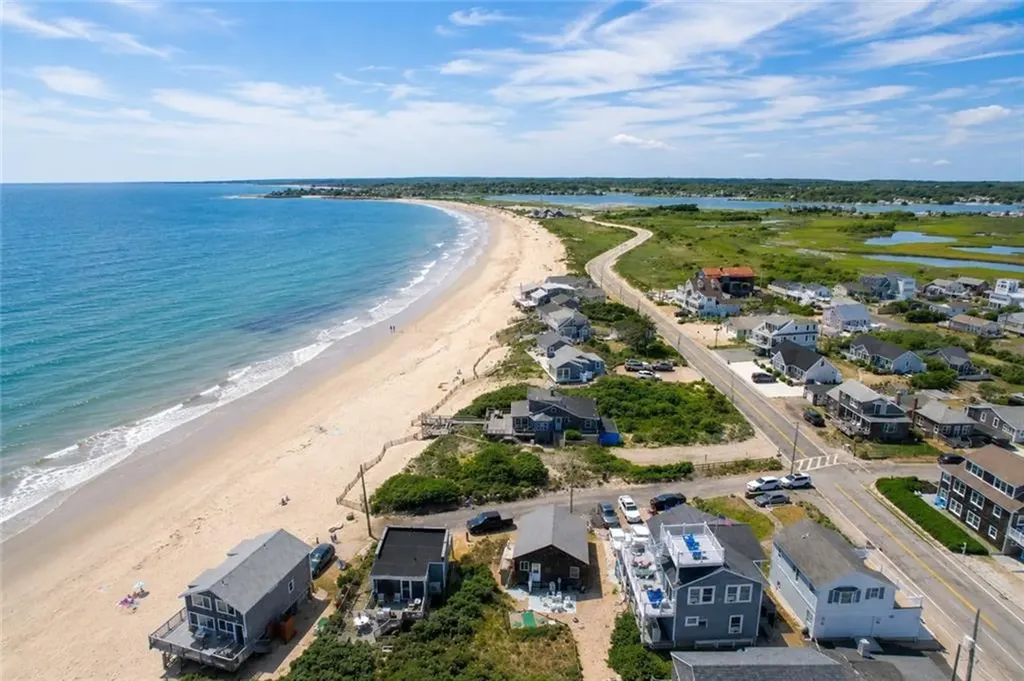 1127 Succotash Road Narragansett RI 02879