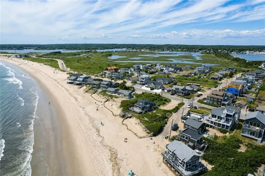 1127 Succotash Road Narragansett RI 02879