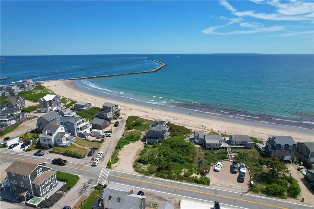 1127 Succotash Road Narragansett RI 02879
