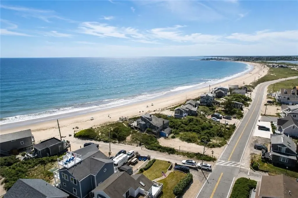 1127 Succotash Road Narragansett RI 02879