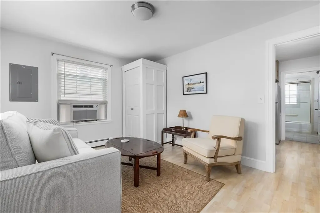 121 Bay View Avenue Bristol RI 02809