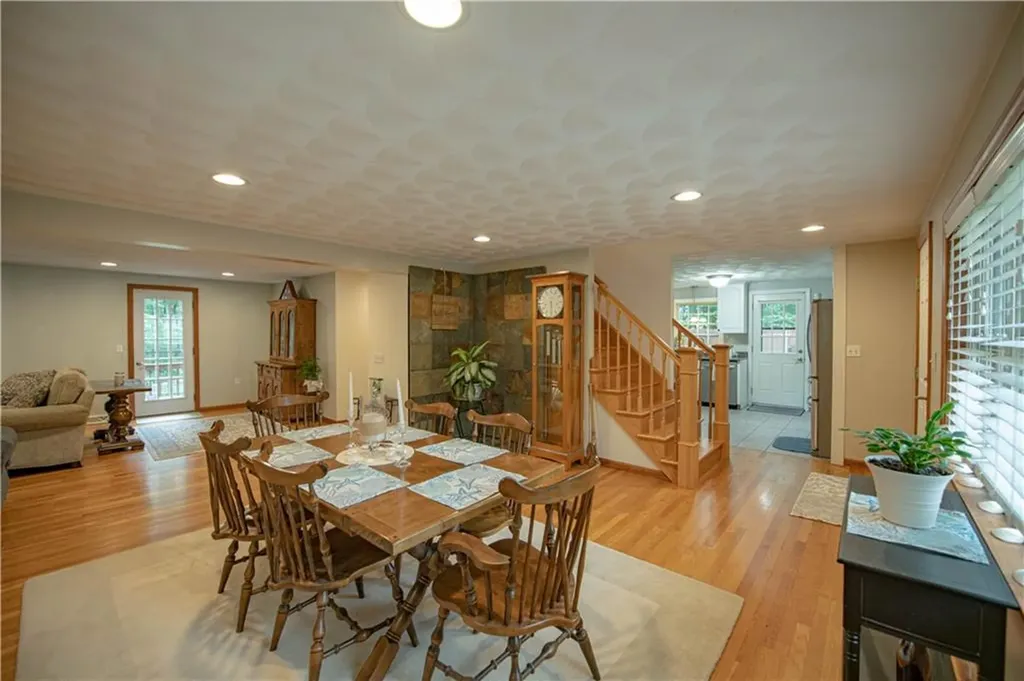 20 Whipple Road Smithfield RI 02917
