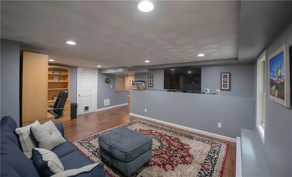 20 Whipple Road Smithfield RI 02917