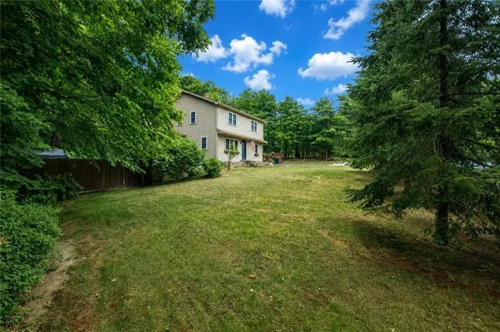 20 Whipple Road Smithfield RI 02917