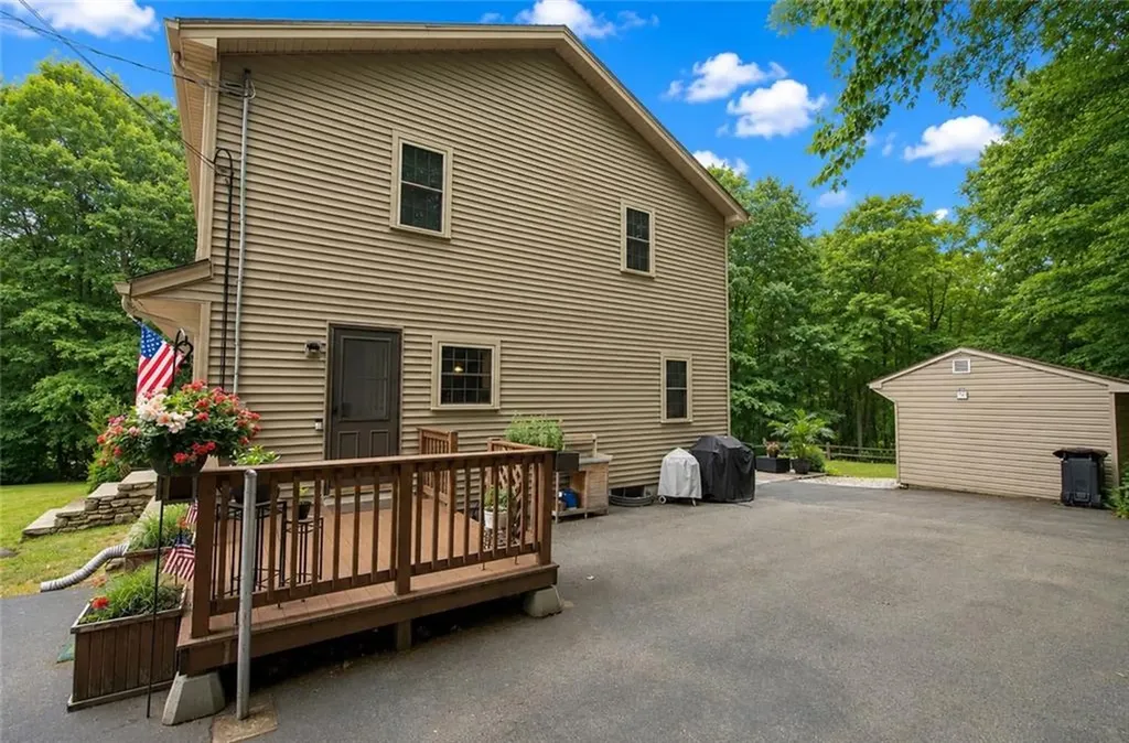 20 Whipple Road Smithfield RI 02917