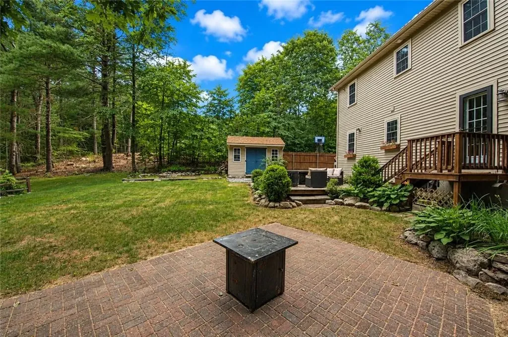 20 Whipple Road Smithfield RI 02917