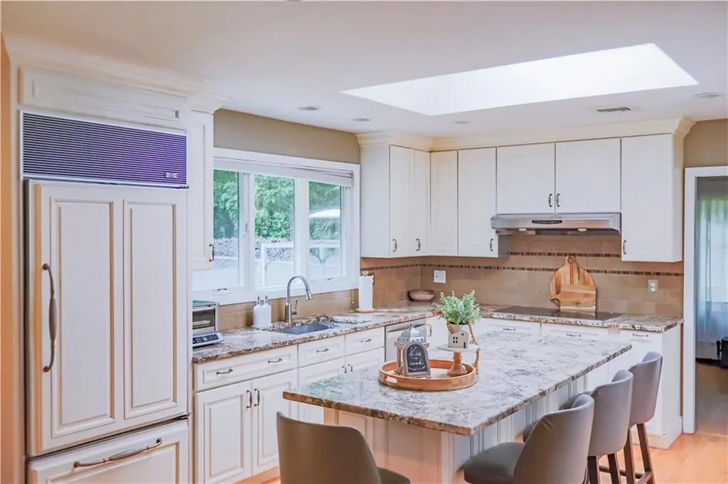 42 Elmdale Avenue Johnston RI 02919