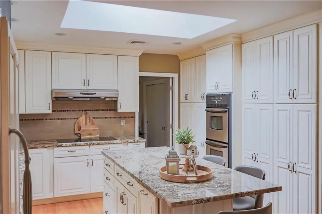42 Elmdale Avenue Johnston RI 02919