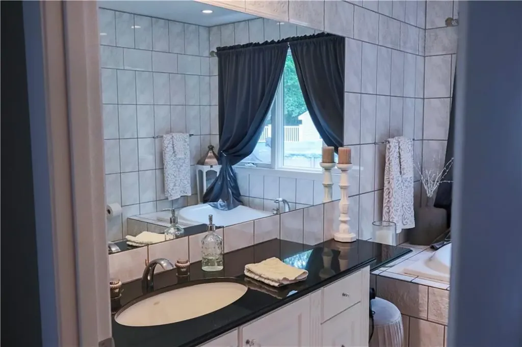 42 Elmdale Avenue Johnston RI 02919