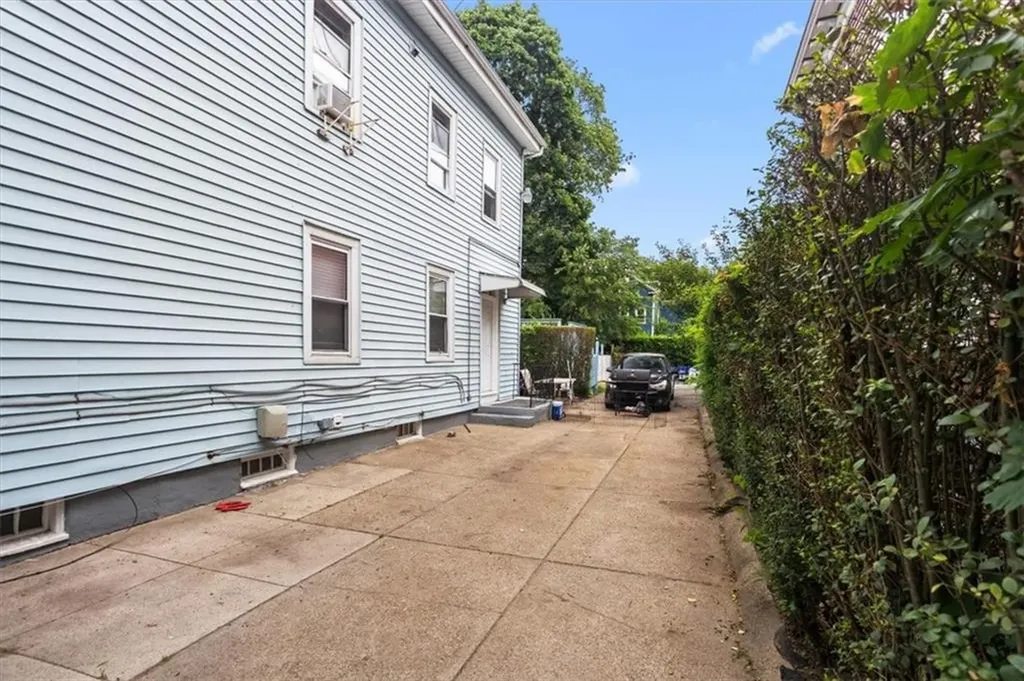 33 Wood Street Providence RI 02907