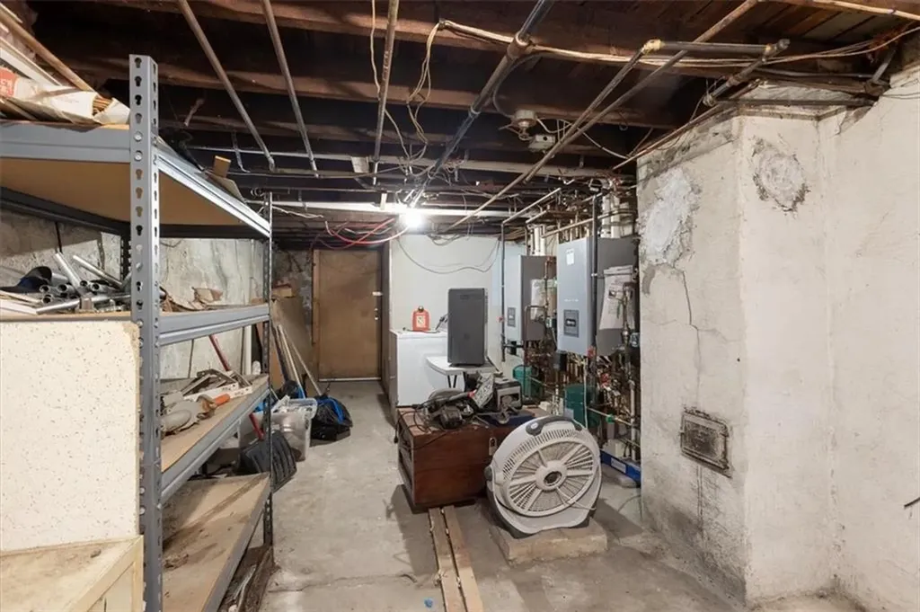 33 Wood Street Providence RI 02907