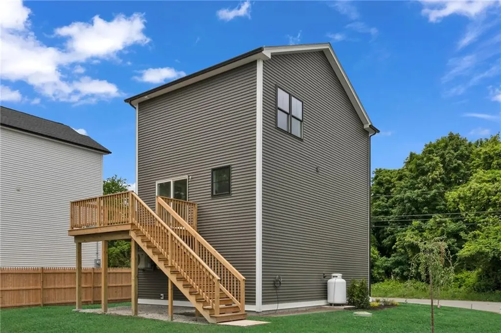 256 Point Avenue Warwick RI 02889