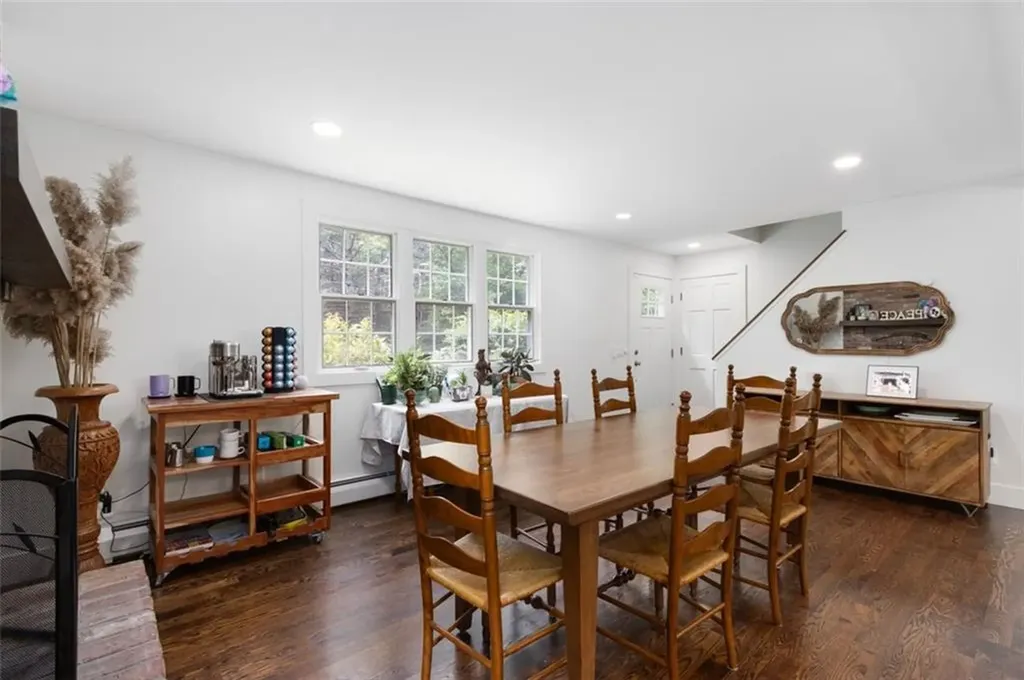 257 Shannock Road South Kingstown RI 02879