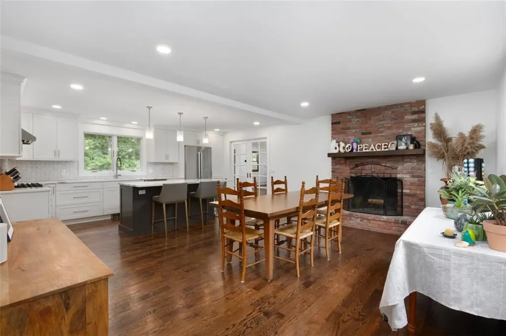 257 Shannock Road South Kingstown RI 02879