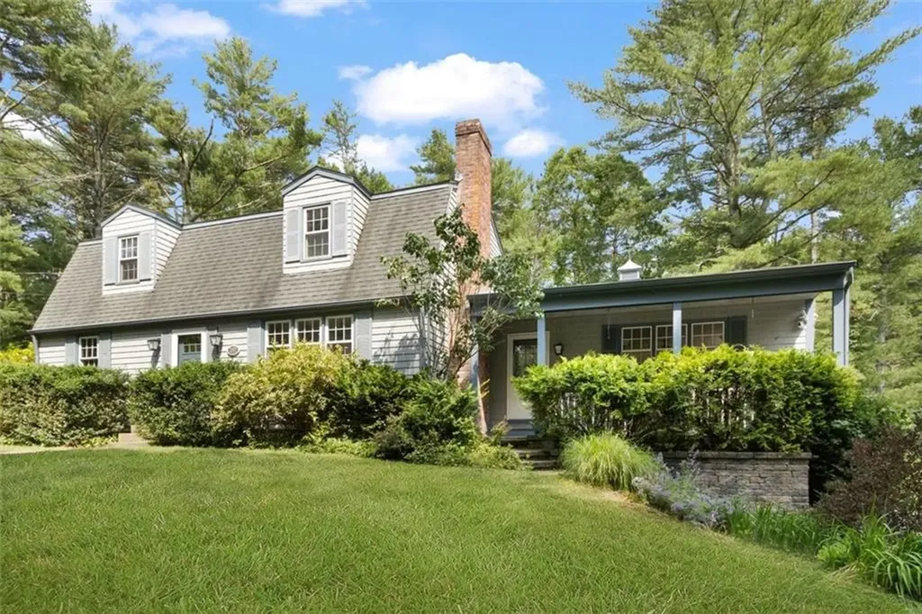 257 Shannock Road South Kingstown RI 02879