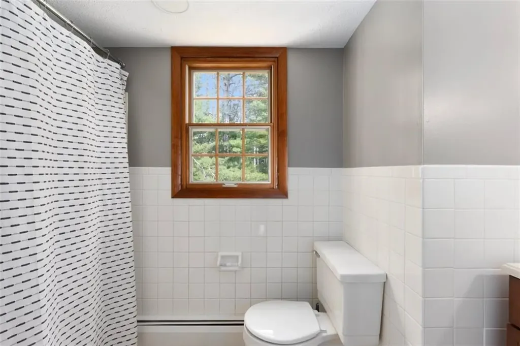 257 Shannock Road South Kingstown RI 02879