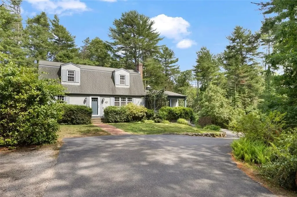 257 Shannock Road South Kingstown RI 02879