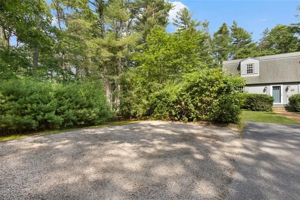 257 Shannock Road South Kingstown RI 02879