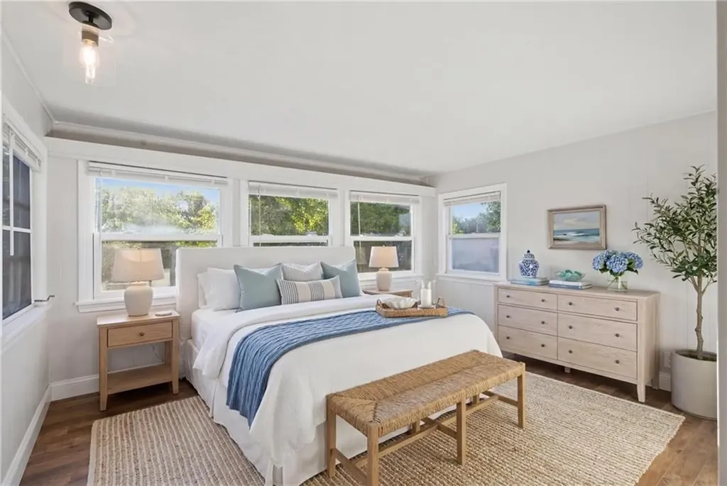 48 Mason Avenue Portsmouth RI 02871