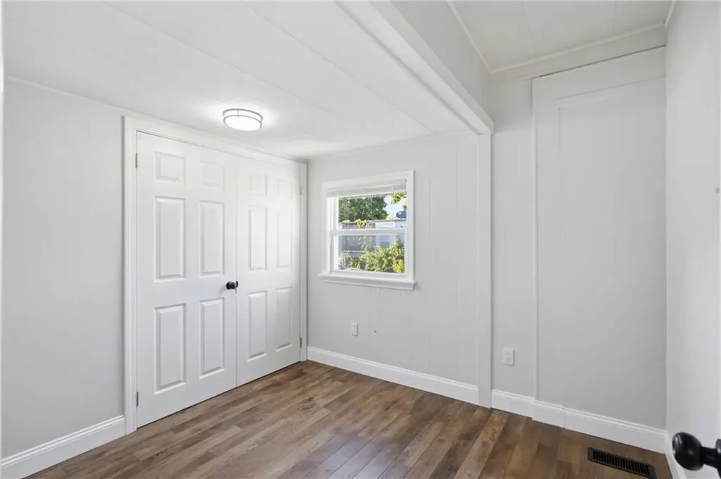 48 Mason Avenue Portsmouth RI 02871