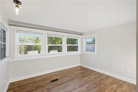 48 Mason Avenue Portsmouth RI 02871