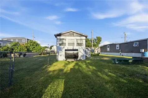 48 Mason Avenue Portsmouth RI 02871