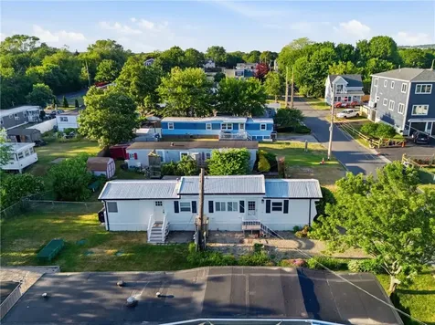 48 Mason Avenue Portsmouth RI 02871