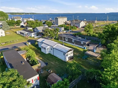 48 Mason Avenue Portsmouth RI 02871