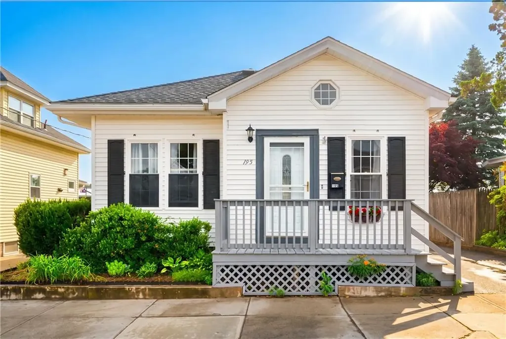 195 Elmore Avenue Woonsocket RI 02895
