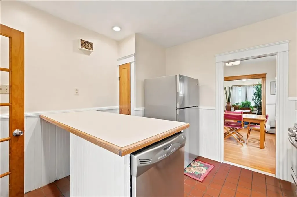 195 Elmore Avenue Woonsocket RI 02895